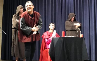 La nostra companyia de teatre representa «La Otra  Historia» al Centre Social el Grau