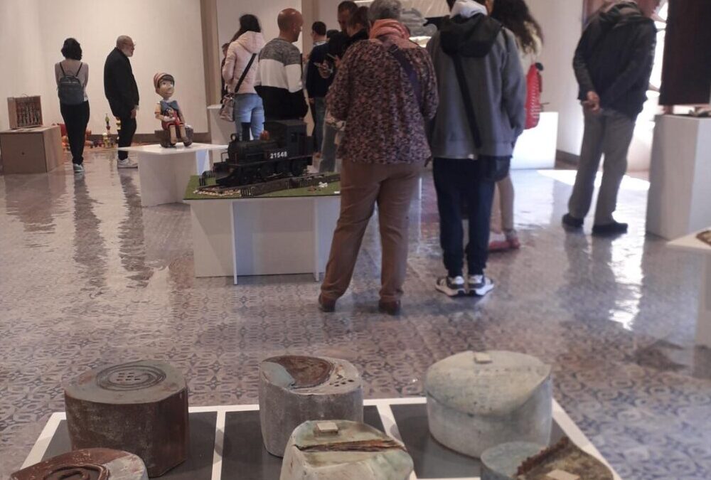 Visitamos la exposición «Juguetes en Cerámica»