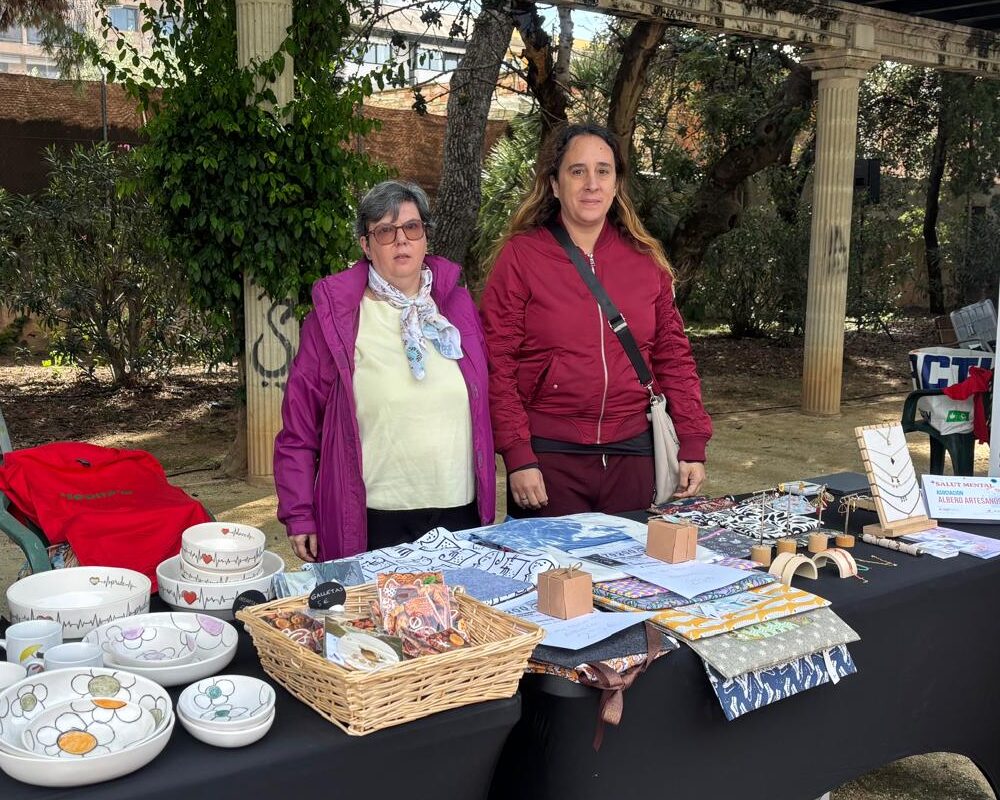PUESTO ENCARNA Y CARMEN